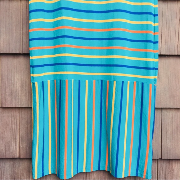 WOMENS LULAROE JULIA DRESS SIZE Medium NWT - Picture 2 of 3